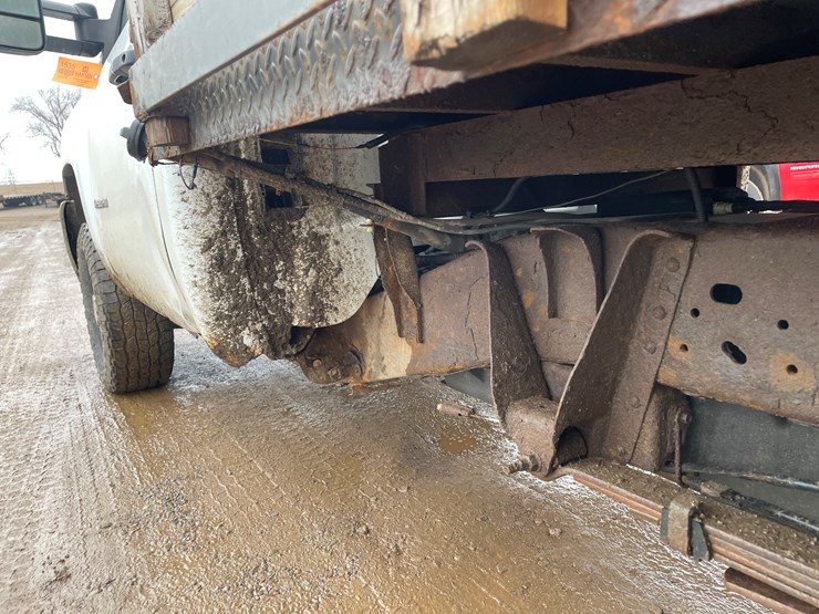 2009-chevrolet-silverado-2500-image-15