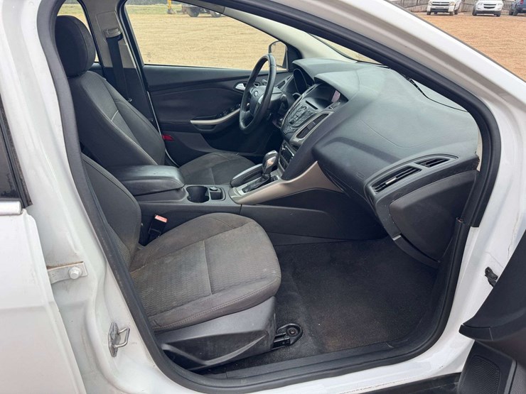 2012-ford-focus-sel-4-door-sedan---115,557-miles-image-14