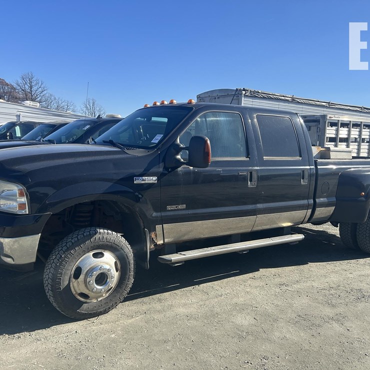 2006 FORD F350 SD LARIAT