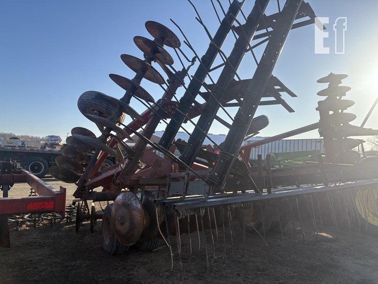 international-490-image-6