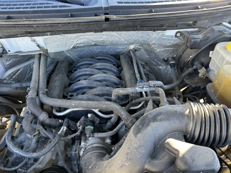 2014-ford-f150-xl-image-41