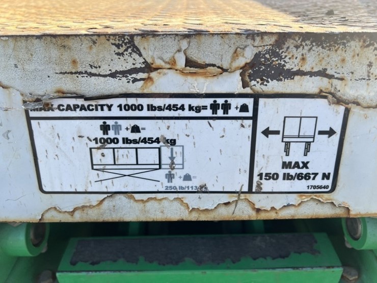 2016-jlg-2646es-image-15