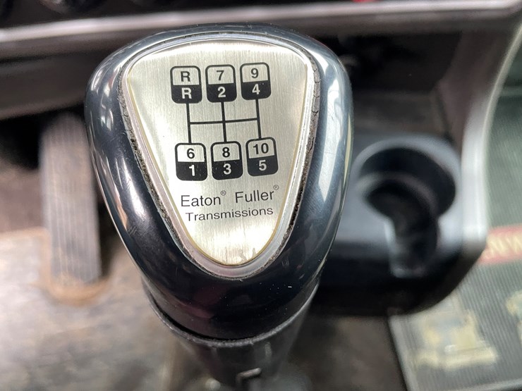 2012-kenworth-t660-image-45