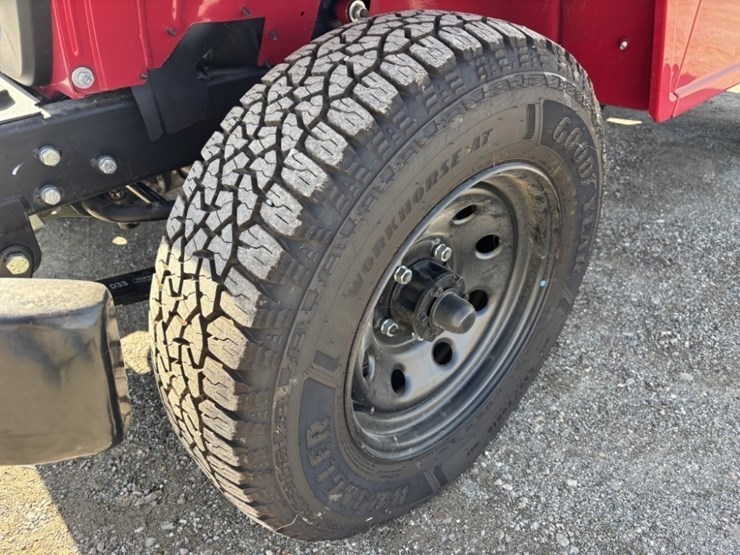 2022-mahindra-roxor-4x4-utility-cart-image-9