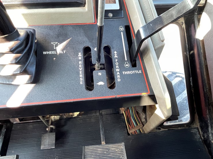 1984-case-ih-4994-image-76