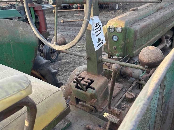 john-deere-b-image-12