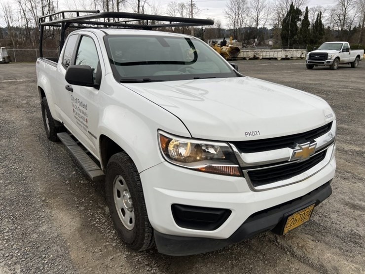 2016-chevrolet-colorado-image-2