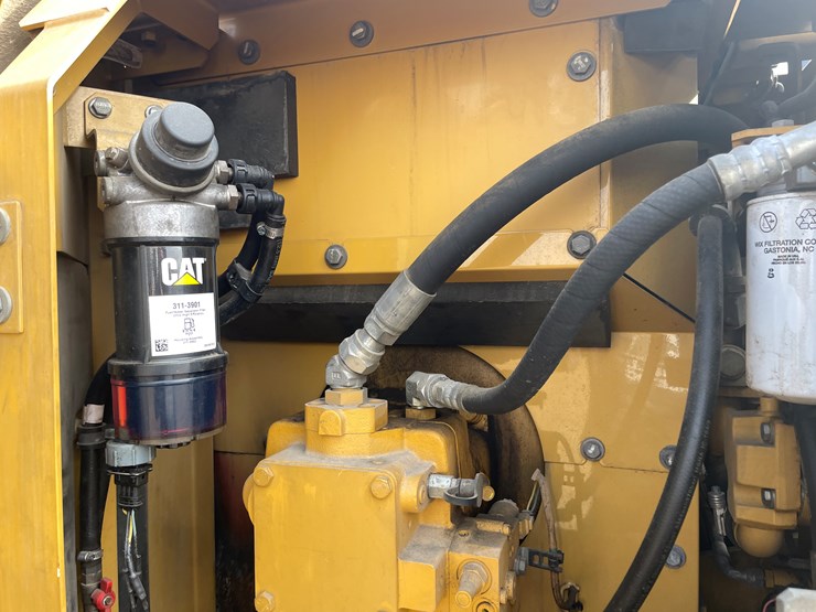 caterpillar-312f-image-32