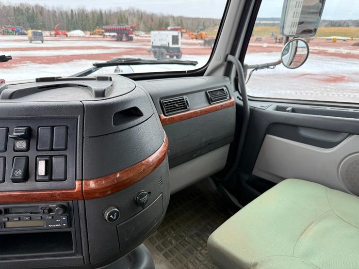 #280-•-lot-280-image-72