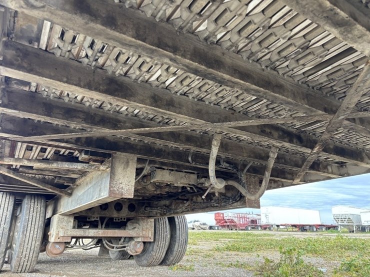 2019-wilkens-walking-floor-image-18