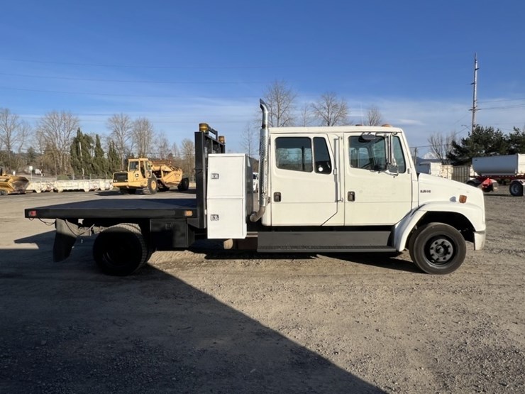 2000-freightliner-fl50-image-3