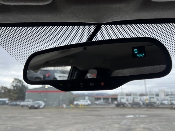 2012-chevrolet-colorado-lt-image-36