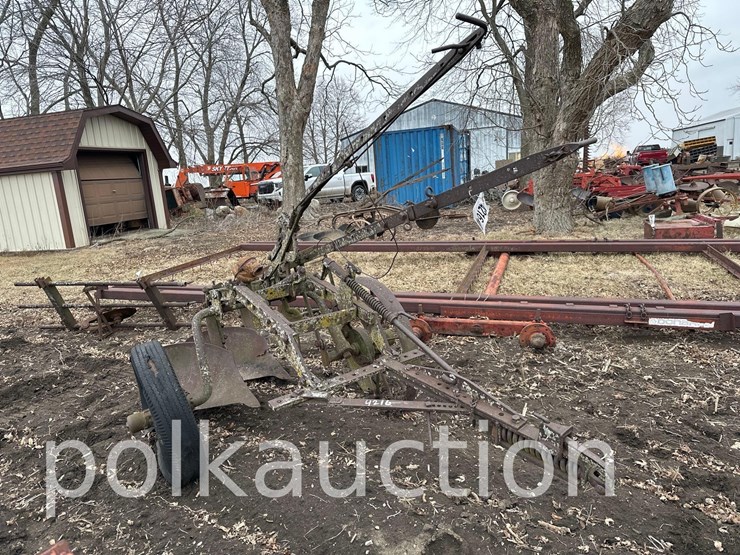 14-john-deere-2-image-2