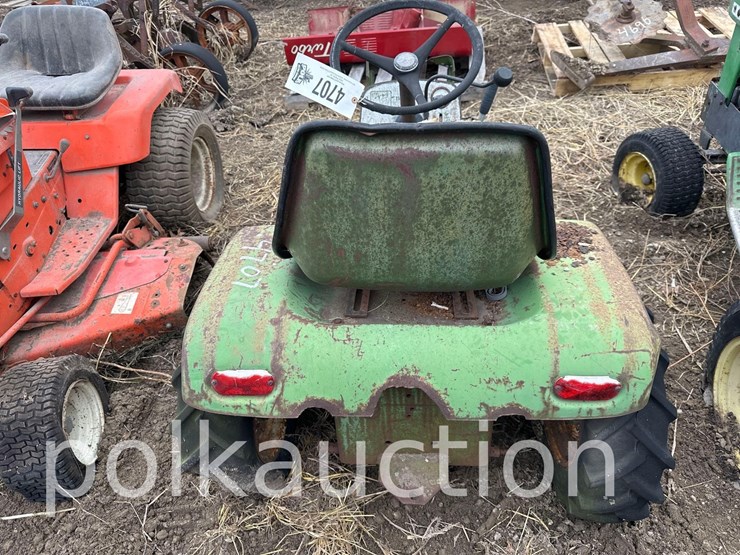 john-deere-110-image-3