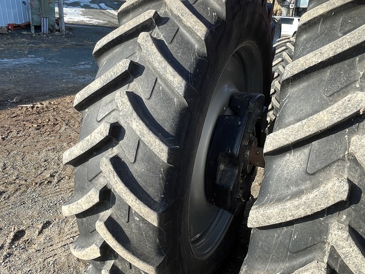 case-ih-magnum-315-image-30