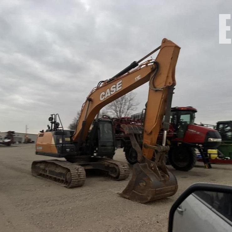 CASE CX210