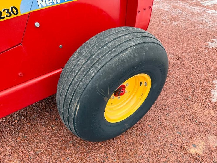 2009-new-holland-fp230-image-45