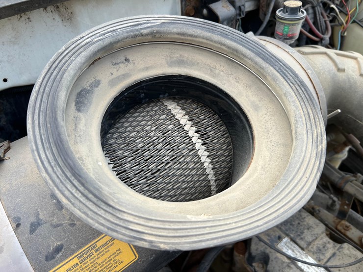 1999-mack-ch613-image-31