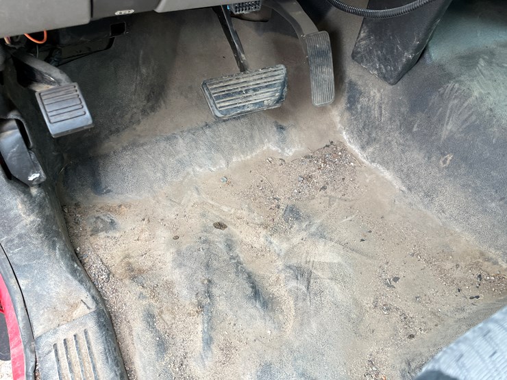 #1475-•-2009-chevy-silverado-(has-mn-title)-image-34