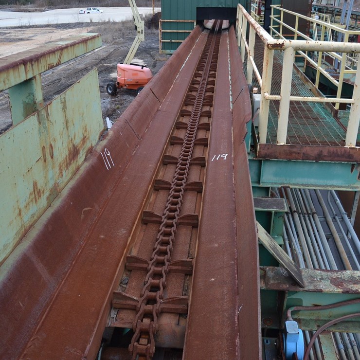 92' ENDWISE HEAVY DUTY LOG TROUGH W/ DRAGS W/ BOTTOM RETURN W/ STEEL SUPPORT NO DRIVE