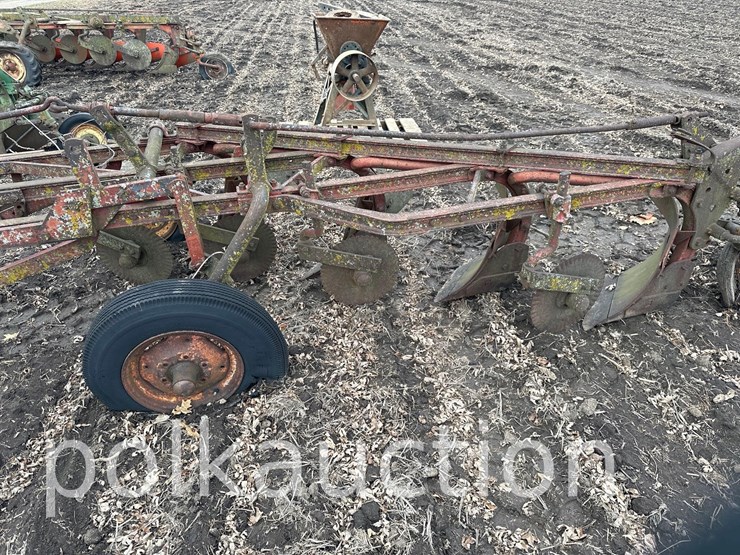 4-bottom-pull-type-plow---14"-(hess)-image-4