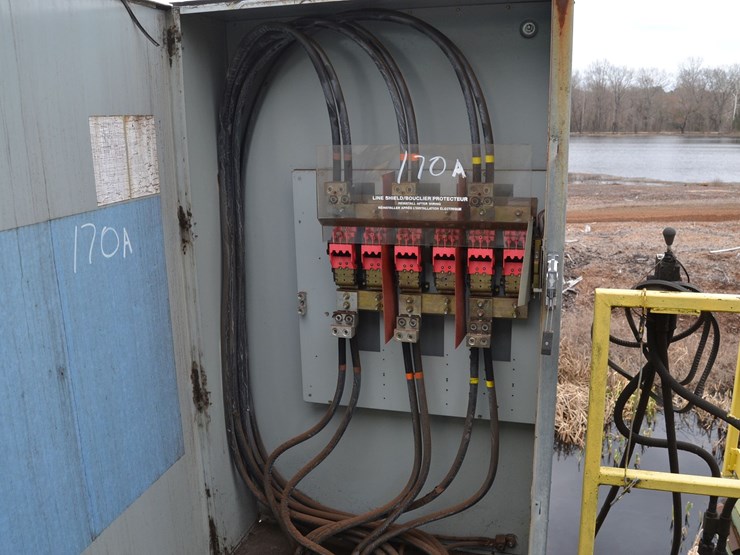 cutler-hammer-1200-amp-main-disconnect-image-1