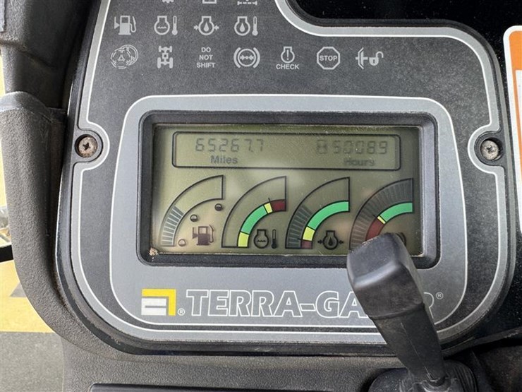 2005-john-deere-100-image-27