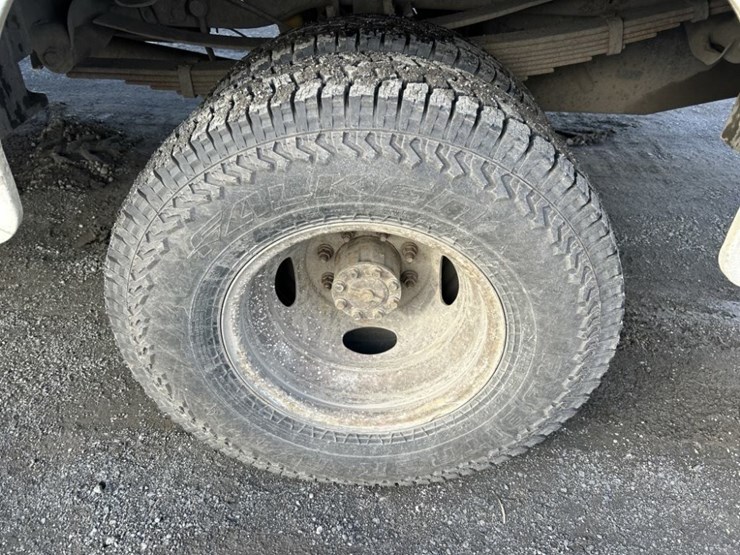 1999-ford-f350-xl-image-32