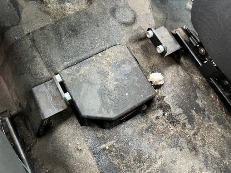 2014-chevrolet-tahoe-image-33