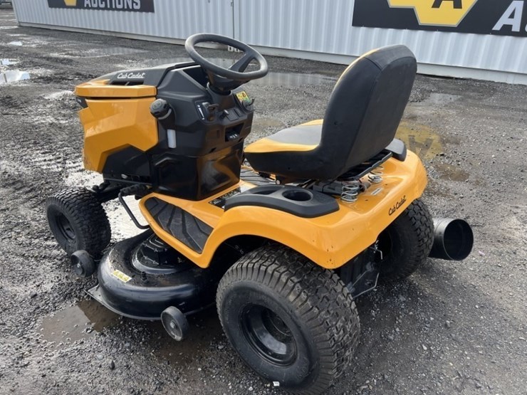 2024-cub-cadet-xt1-lt46-ride-on-mower-image-5