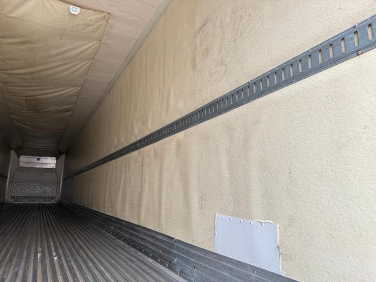 2012-great-dane-refrigerated-image-37