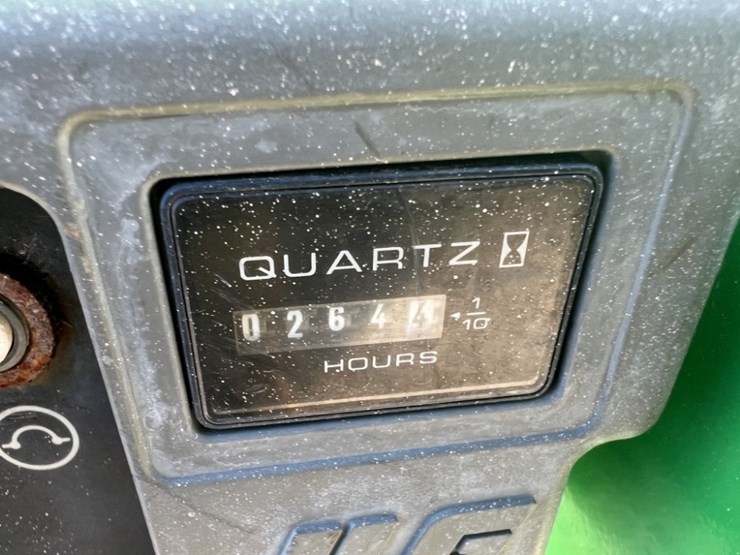 2016-jlg-2646es-image-17