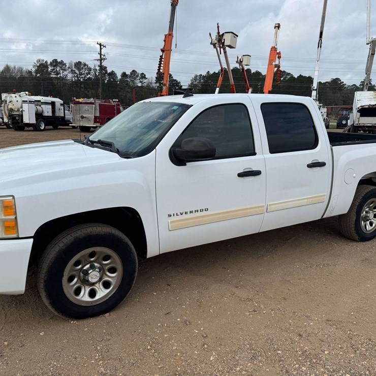 2011 CHEVROLET SILVERADO 1500 LT