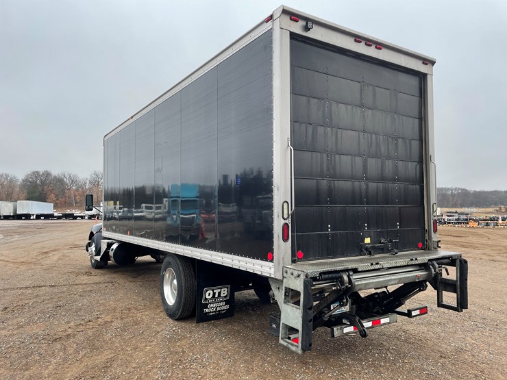 2022-kenworth-t370-image-2