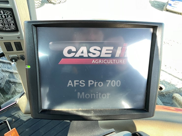 case-ih-magnum-315-image-84