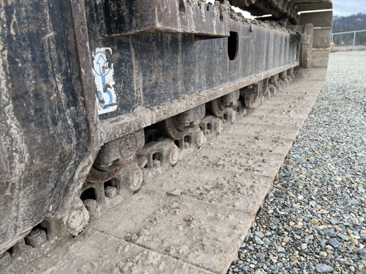 2021-deere-135g-image-38