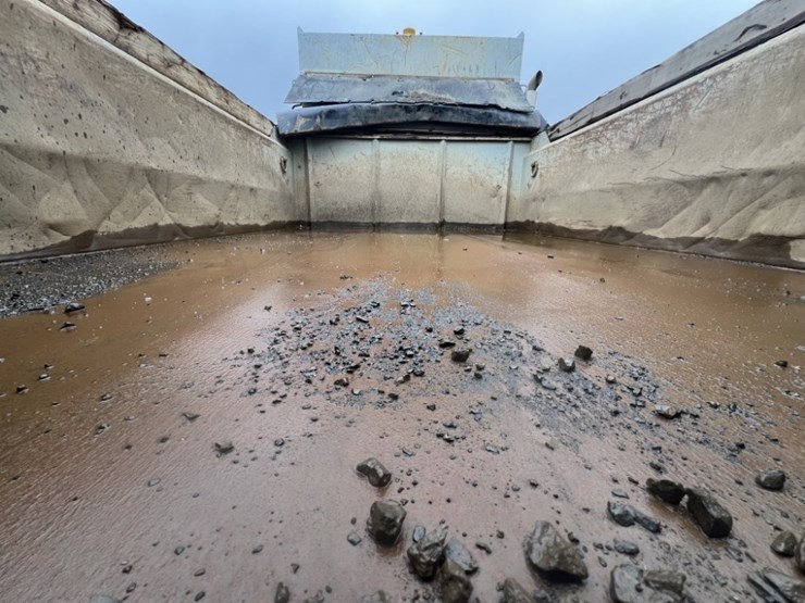 2013-international-7500-s/a-dump-truck-image-21