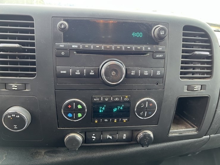 2012-gmc-2500-image-35