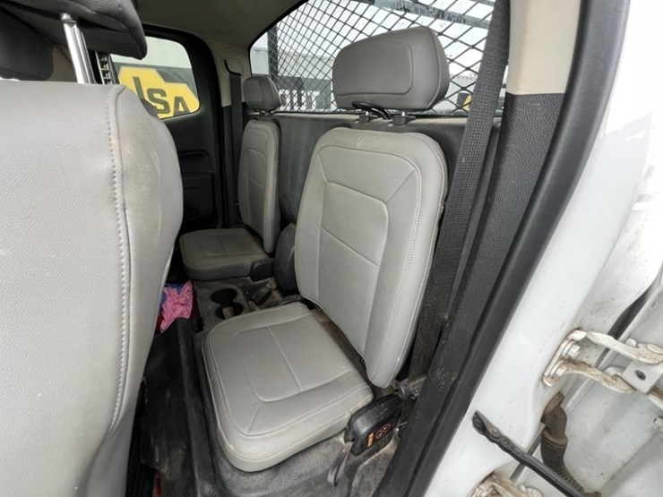 2016-chevrolet-colorado-image-26