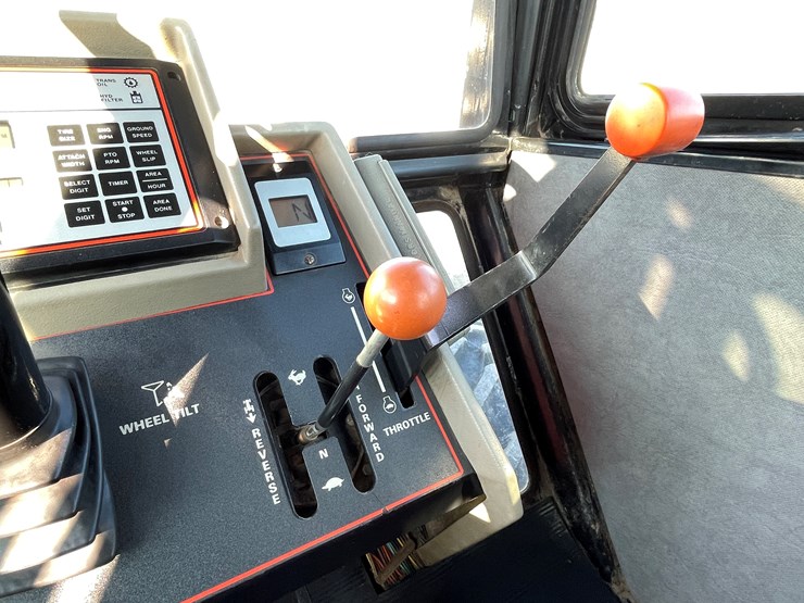 1984-case-ih-4994-image-75