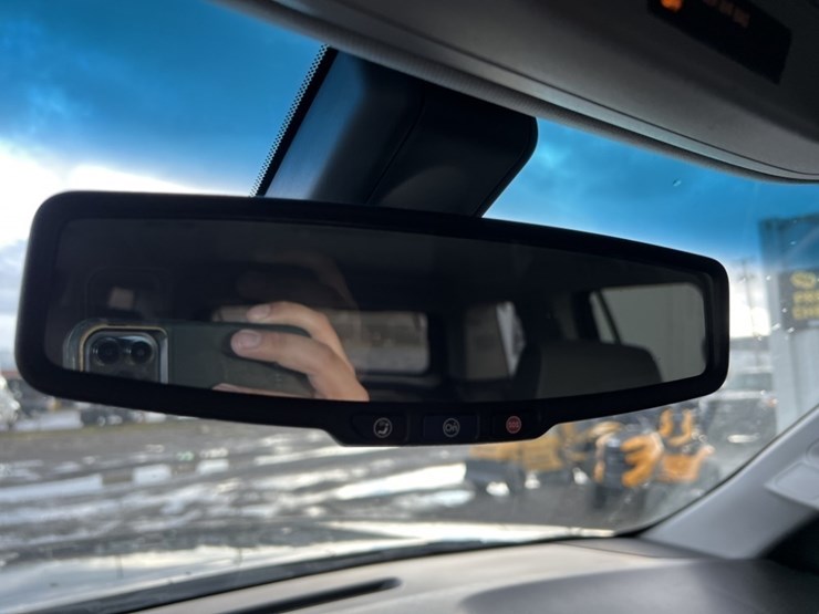 2018-chevrolet-tahoe-image-36