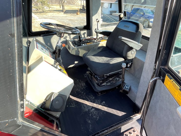 1984-case-ih-4994-image-63