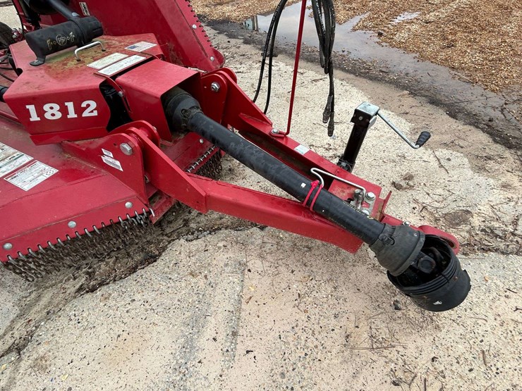 bush-hog-1812-image-12