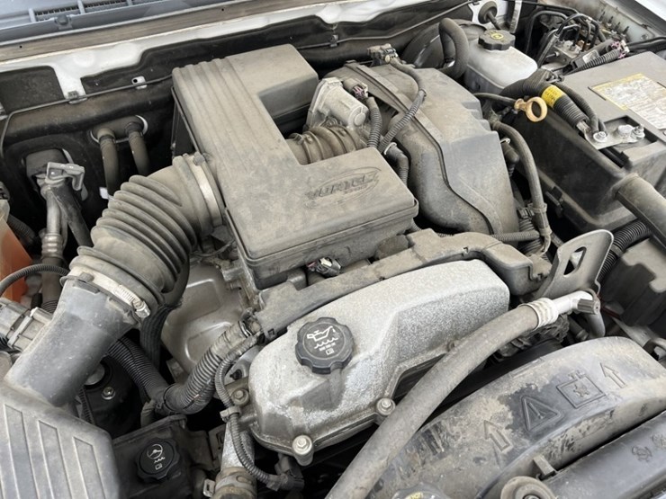 2012-chevrolet-colorado-lt-image-12