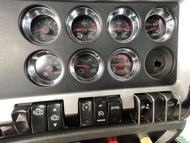 2012-kenworth-t660-image-41