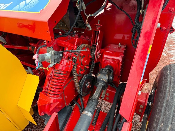 2009-new-holland-fp230-image-46