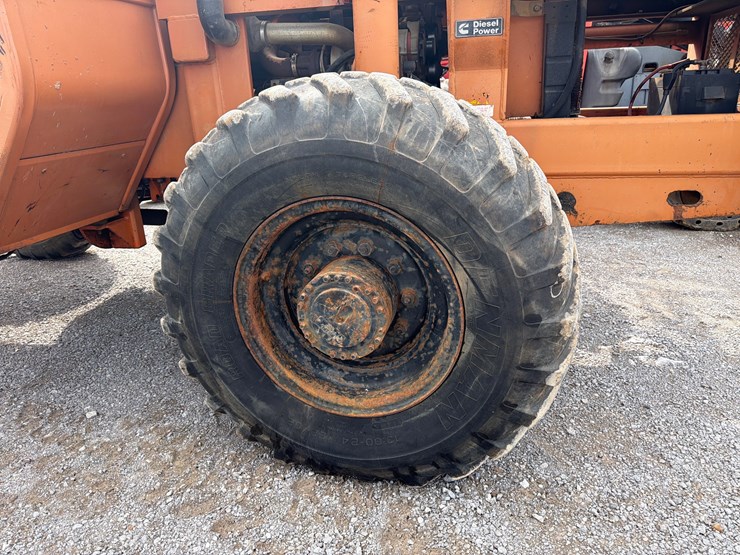 1996-lull-644b-37-image-5