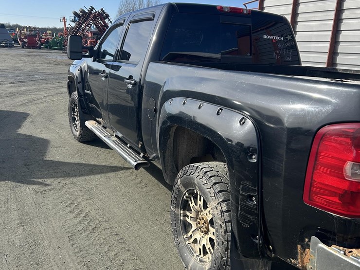 2008-chevrolet-silverado-2500hd-ltz-image-9