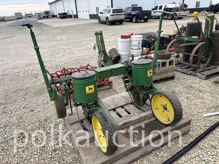 john-deere-71-image-3