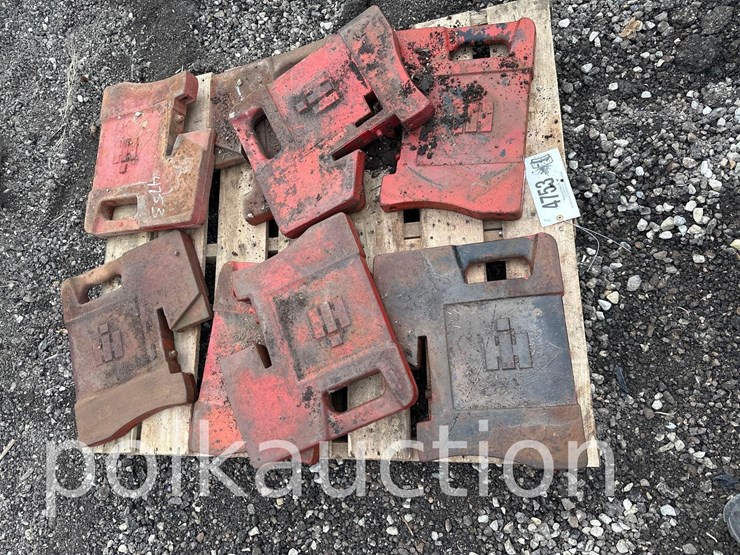 (8)-ih-suitcase-weights-(sold-x-$)-(wf)-image-1